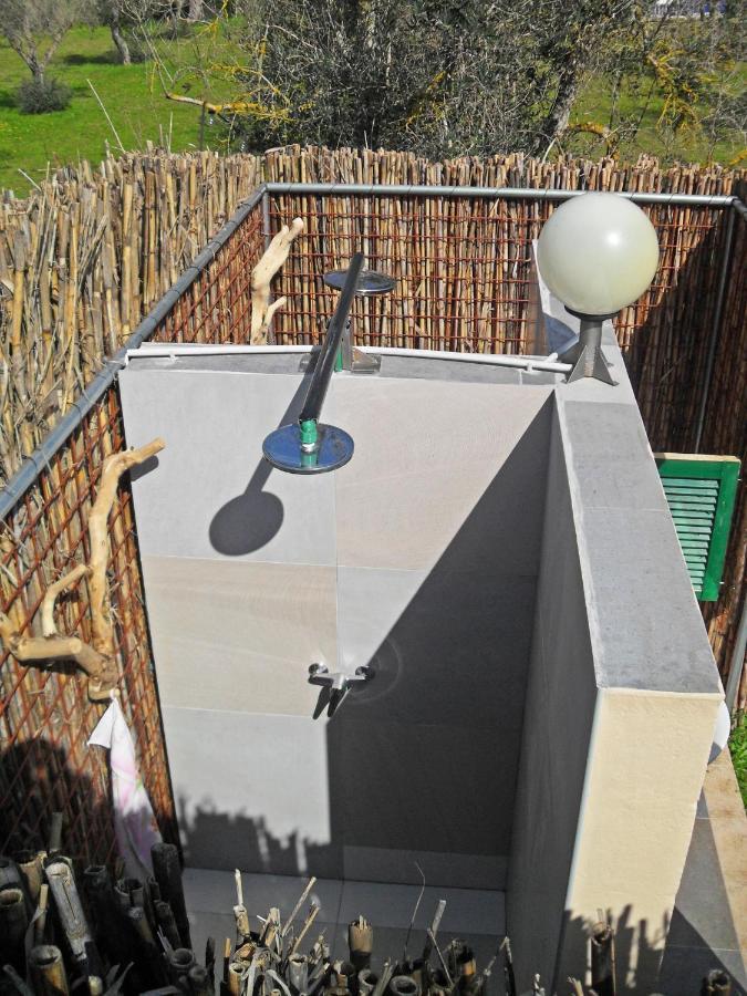 Camping Terreno-Ro-Bi-Li Hotel Cutrofiano Luaran gambar